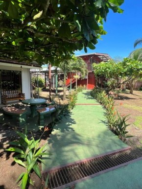 Tortuguero Hill Rooms